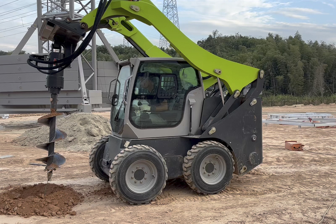 Buriluvchan old yuklagich ZS080V Zoomlion